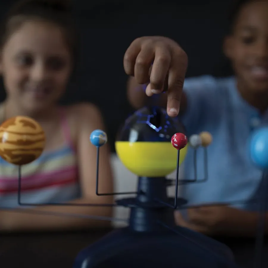 Best GeoSafari Motorised Solar System Science Essentials|Earth, Space & Weather