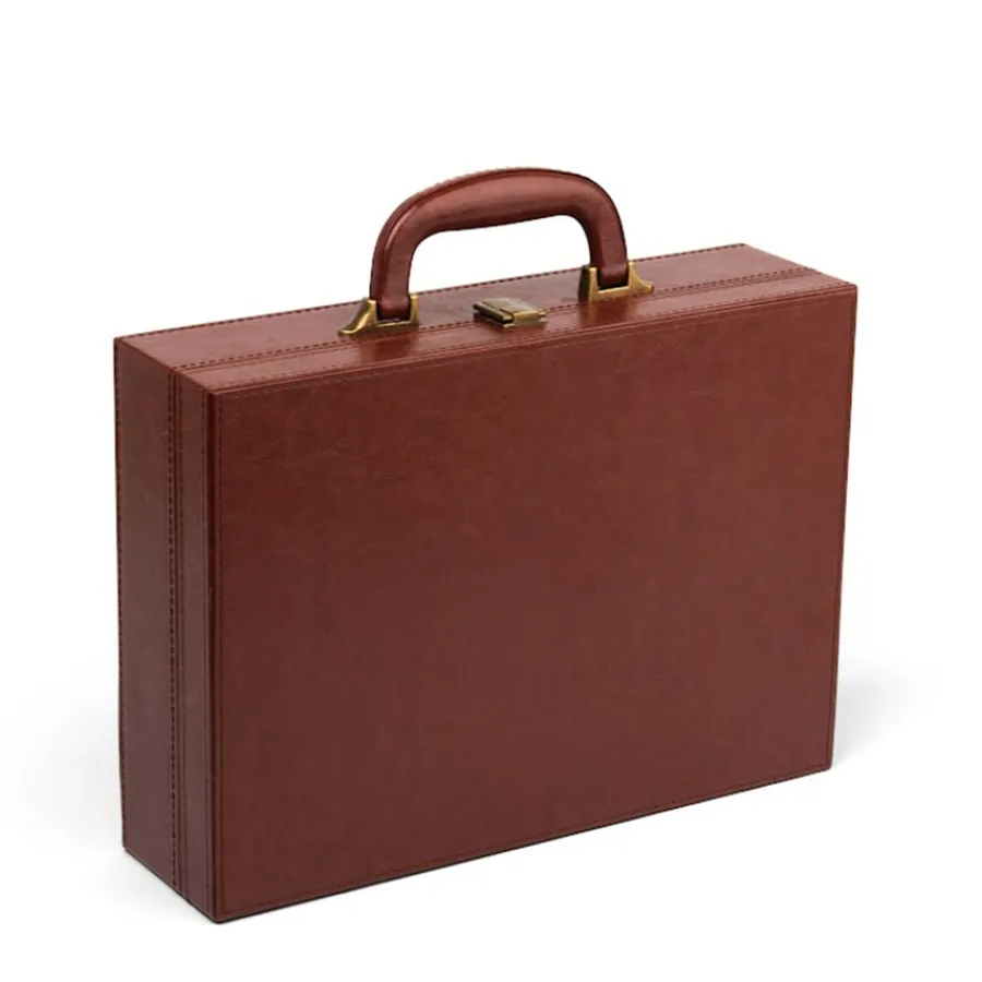 New Evacuee's Suitcase of Belongings Second World War|Historical People & Events
