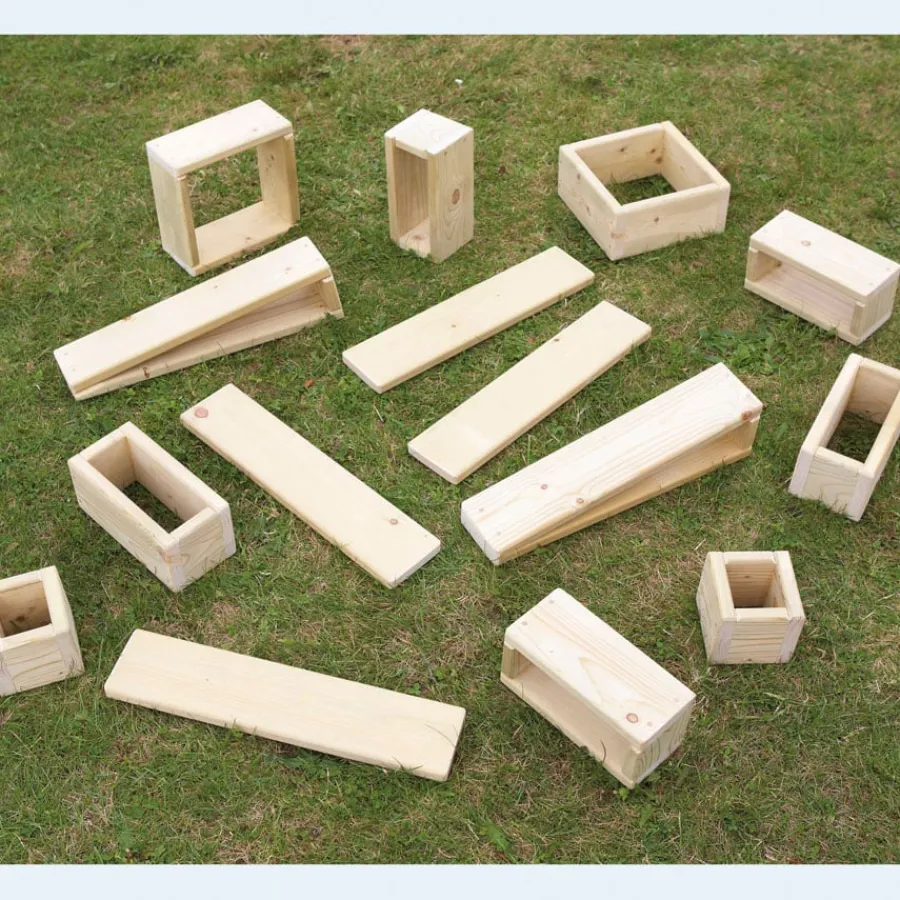 Clearance Giant Outdoor Wooden Hollow Building Blocks Role Play Furniture & Accessories|Animals