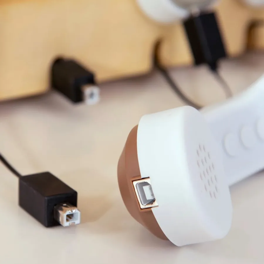 Sale Light Up Phones 4pk Role Play|Shop The Full Range