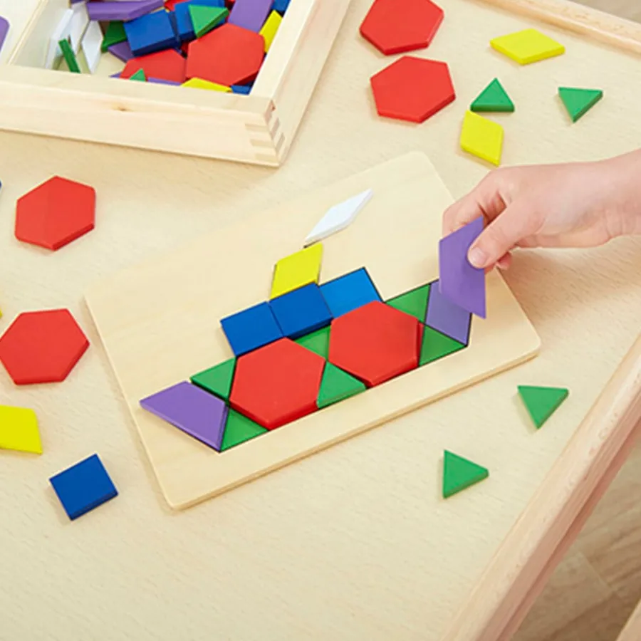 Wooden 2D Shapes and 5 Pattern Boards Patterns, Sequencing & Matching|Games
